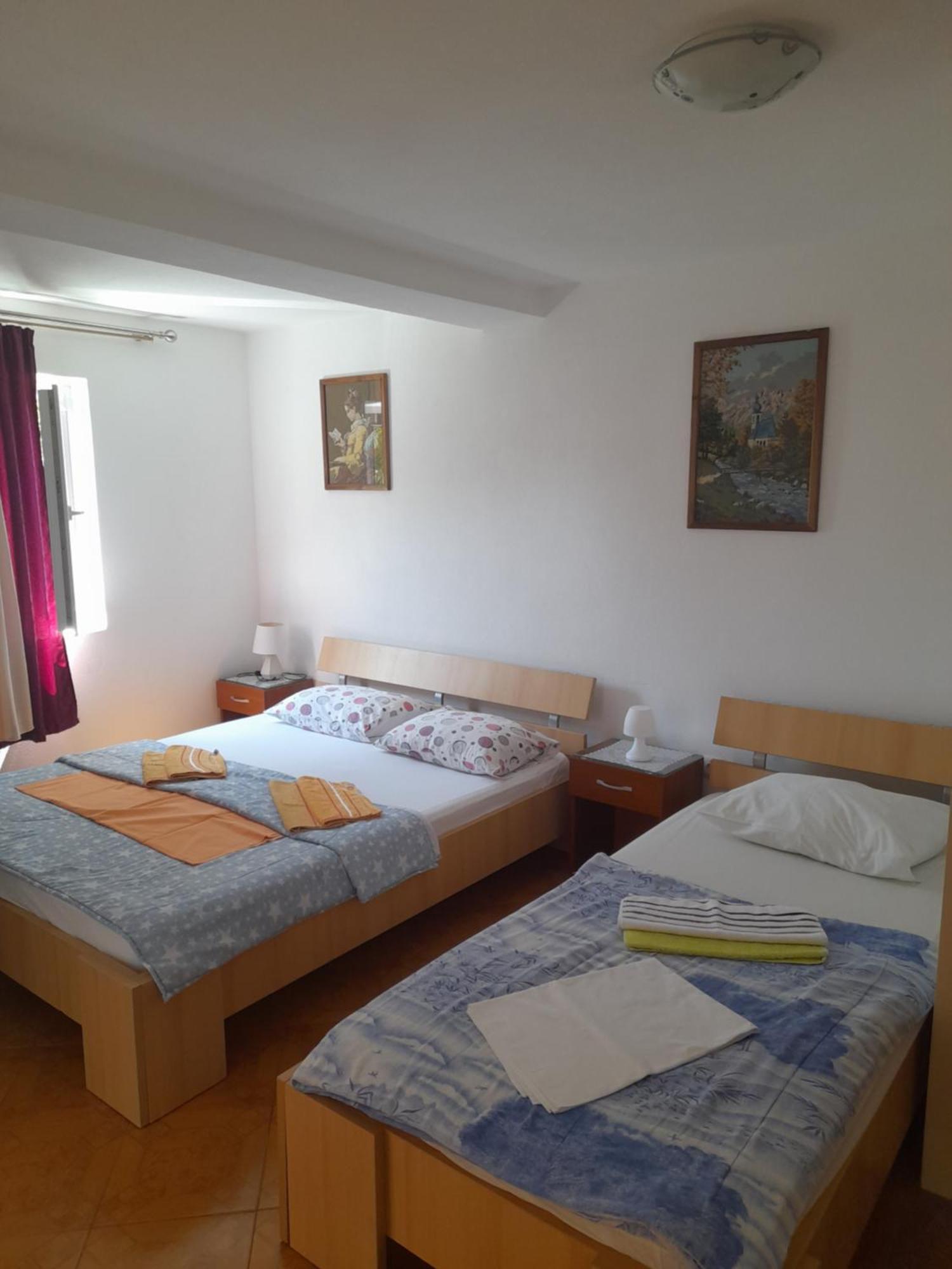 Apartments Kovacevic Petrovac Oda fotoğraf